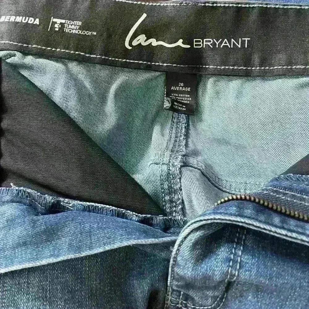 Lane Bryant Bermuda Jean Shorts NWOT - Picture 9 of 9